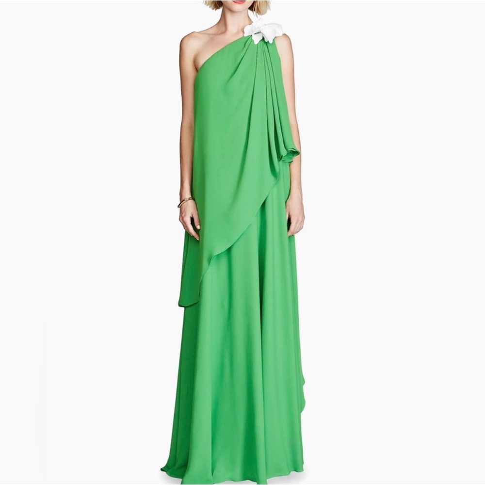 Elegant Green One-Shoulder Dress